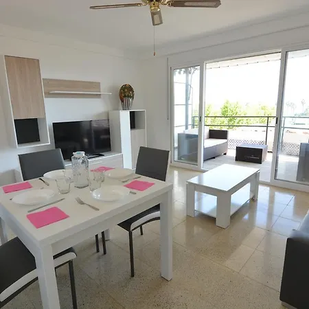 Saval Malta Capri Apartmán *