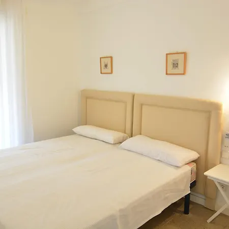 Saval Malta Capri